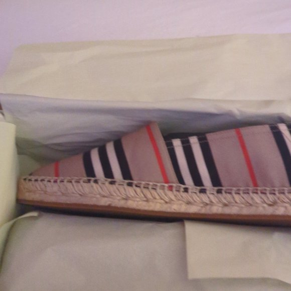 Burberry eapadrille - Picture 2 of 3